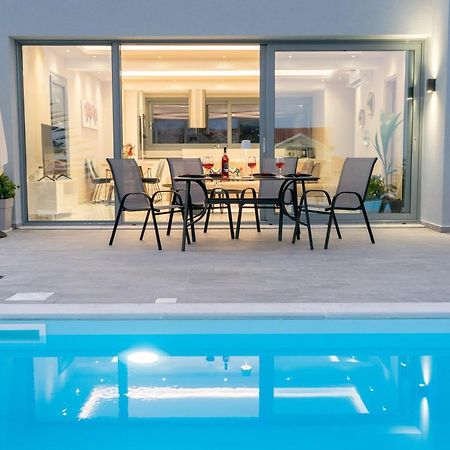 Villa Laide Karavádhos Exteriör bild